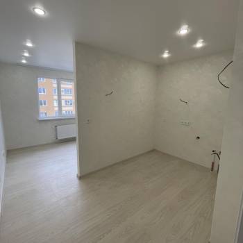 Продается 1-комнатная квартира, 42,7 м²