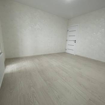 Продается 1-комнатная квартира, 42,7 м²