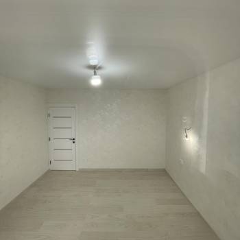 Продается 1-комнатная квартира, 42,7 м²