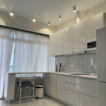 Продается 2-х комнатная квартира, 79,6 м²