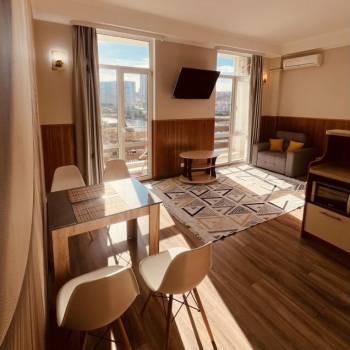 Продается 1-комнатная квартира, 38 м²