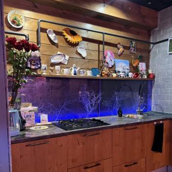 Продается Многокомнатная квартира, 140 м²