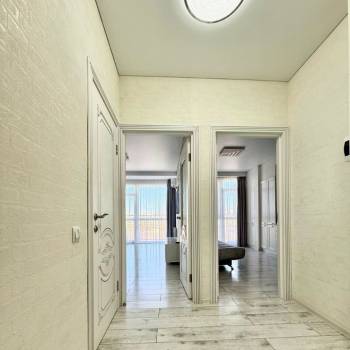 Продается 1-комнатная квартира, 42 м²