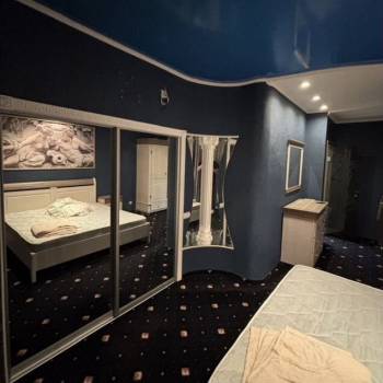 Сдается 2-х комнатная квартира, 75 м²