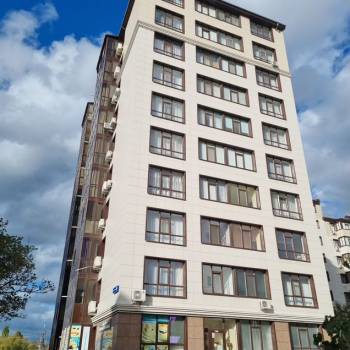 Продается 1-комнатная квартира, 40 м²