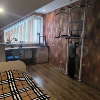 Продается Многокомнатная квартира, 158,4 м²