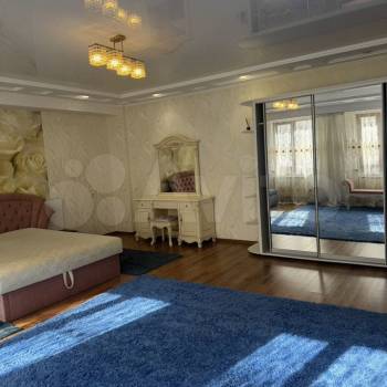 Сдается 2-х комнатная квартира, 100 м²