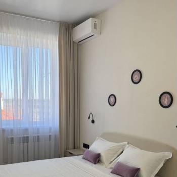 Продается 1-комнатная квартира, 32 м²