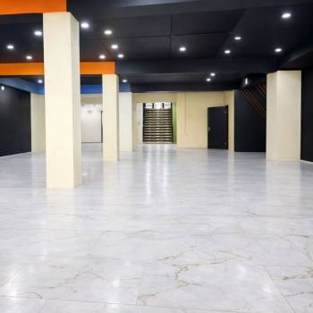 Сдается Нежилое помещение, 220 м²