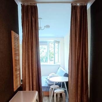 Продается 1-комнатная квартира, 10,7 м²