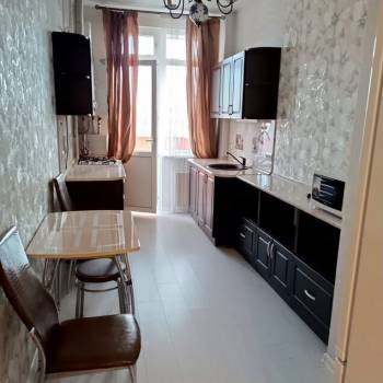 Продается 1-комнатная квартира, 52 м²