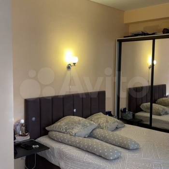 Продается 1-комнатная квартира, 45 м²