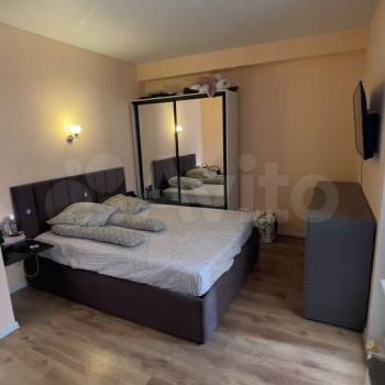 Продается 1-комнатная квартира, 45 м²