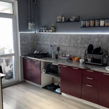 Продается 1-комнатная квартира, 45 м²