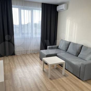 Сдается 1-комнатная квартира, 45,3 м²