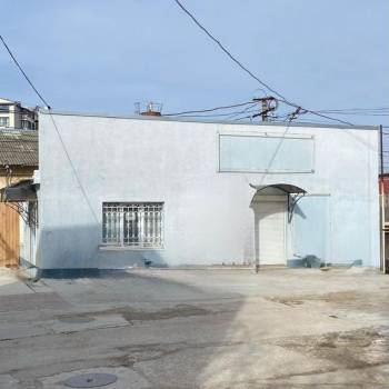 Продается Нежилое помещение, 400 м²