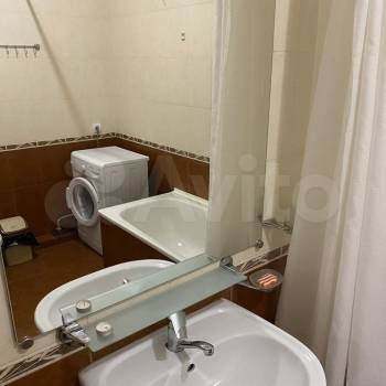 Сдается 1-комнатная квартира, 50 м²