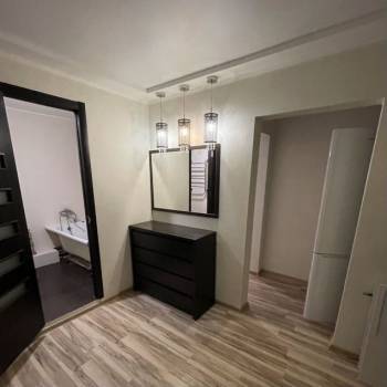 Сдается 1-комнатная квартира, 50 м²