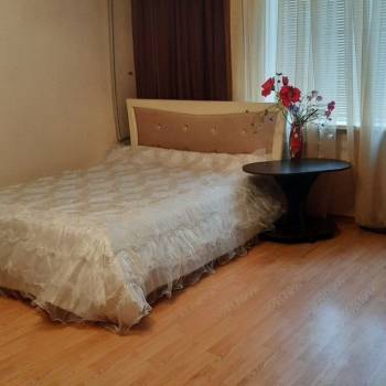 Сдается 1-комнатная квартира, 46 м²