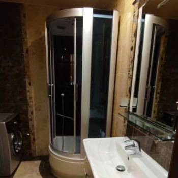 Сдается 1-комнатная квартира, 60 м²