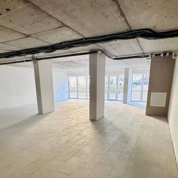 Сдается Нежилое помещение, 113 м²