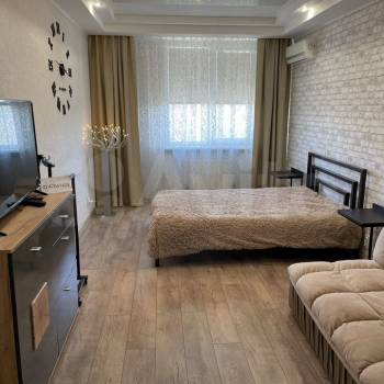 Сдается 1-комнатная квартира, 42 м²