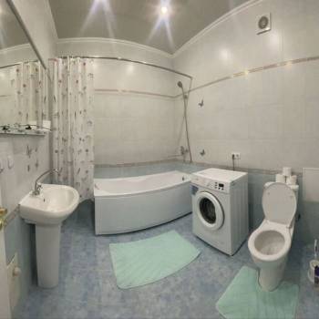 Сдается 1-комнатная квартира, 54 м²