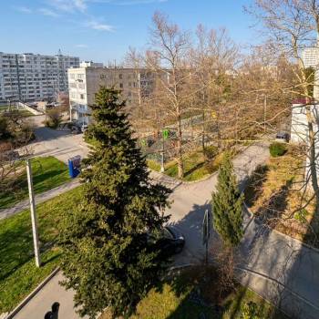 Продается 3-х комнатная квартира, 57,6 м²