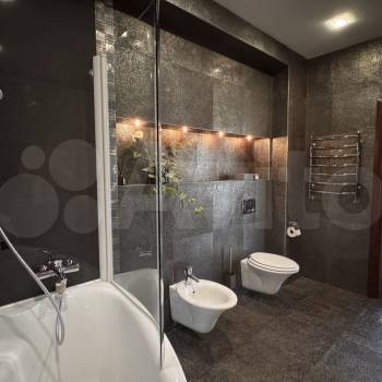 Продается 3-х комнатная квартира, 127,9 м²