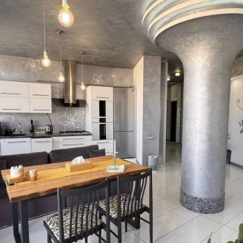 Продается 3-х комнатная квартира, 127,9 м²