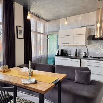 Продается 3-х комнатная квартира, 127,9 м²