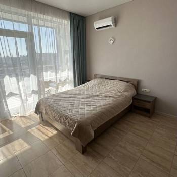 Продается 1-комнатная квартира, 44 м²