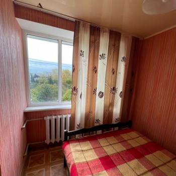 Продается 1-комнатная квартира, 53 м²