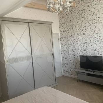 Продается Дом, 220 м²