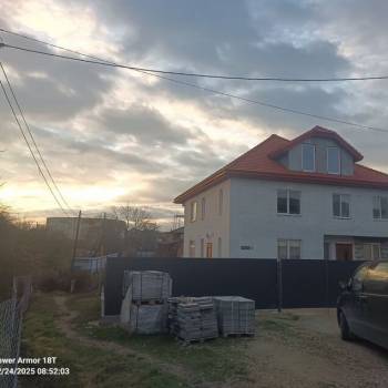 Продается Дом, 180 м²