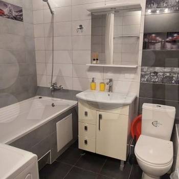 Сдается 1-комнатная квартира, 43 м²