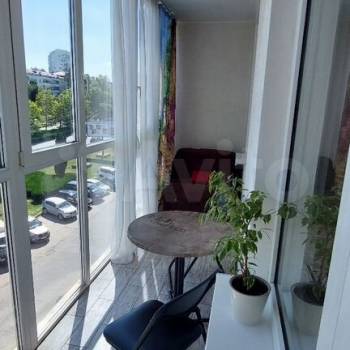 Сдается 1-комнатная квартира, 43 м²