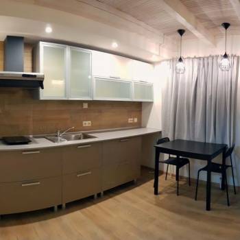 Сдается 1-комнатная квартира, 50 м²