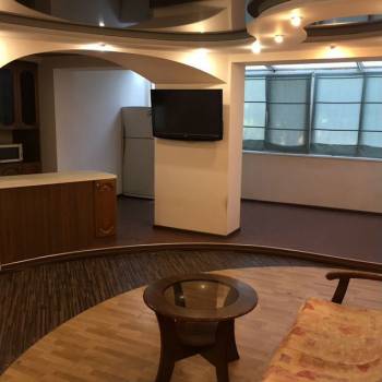 Сдается Многокомнатная квартира, 90 м²