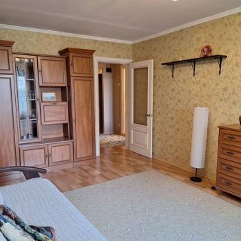 Сдается 1-комнатная квартира, 40 м²