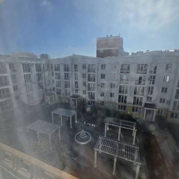Продается 1-комнатная квартира, 41 м²