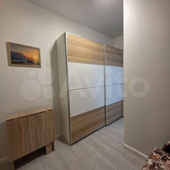 Продается 1-комнатная квартира, 41 м²