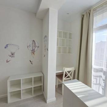 Продается 1-комнатная квартира, 41 м²