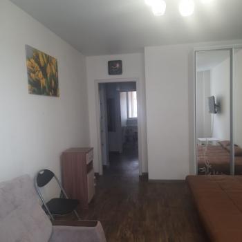 Сдается 1-комнатная квартира, 42 м²
