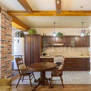 Продается 1-комнатная квартира, 56,2 м²