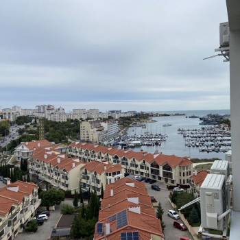 Сдается 1-комнатная квартира, 45 м²