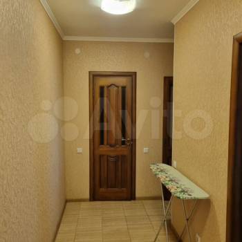Сдается 1-комнатная квартира, 54 м²