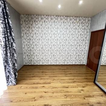 Продается 1-комнатная квартира, 45,7 м²