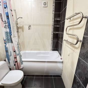 Продается 1-комнатная квартира, 45,7 м²