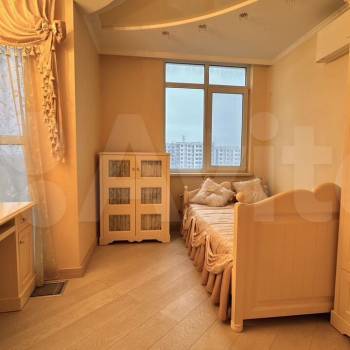 Продается 3-х комнатная квартира, 120 м²